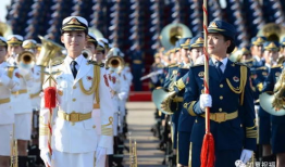 三军仪仗队女兵表演视频,三军仪仗队女兵震撼表演掠影