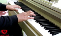 钢琴考级视频,技巧与曲目深度剖析